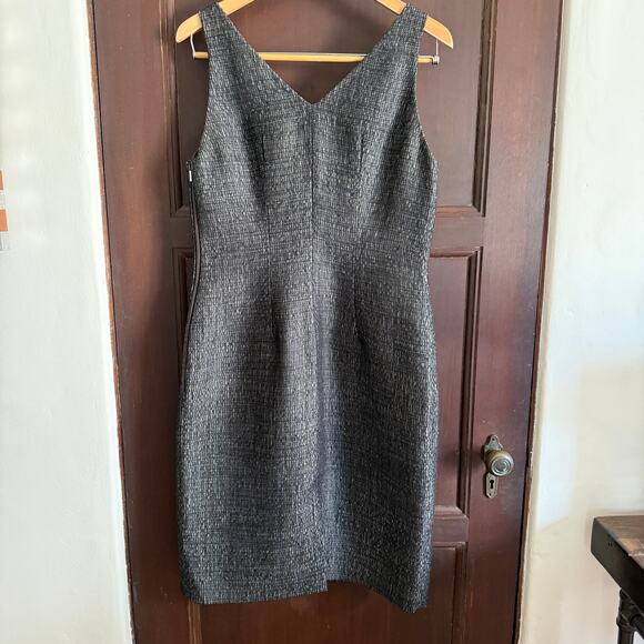 NICOLE FARHI | Gray Wool Blend Tweed V Neck Sheath Knee length Skirt | Size 10 - Picture 2 of 10